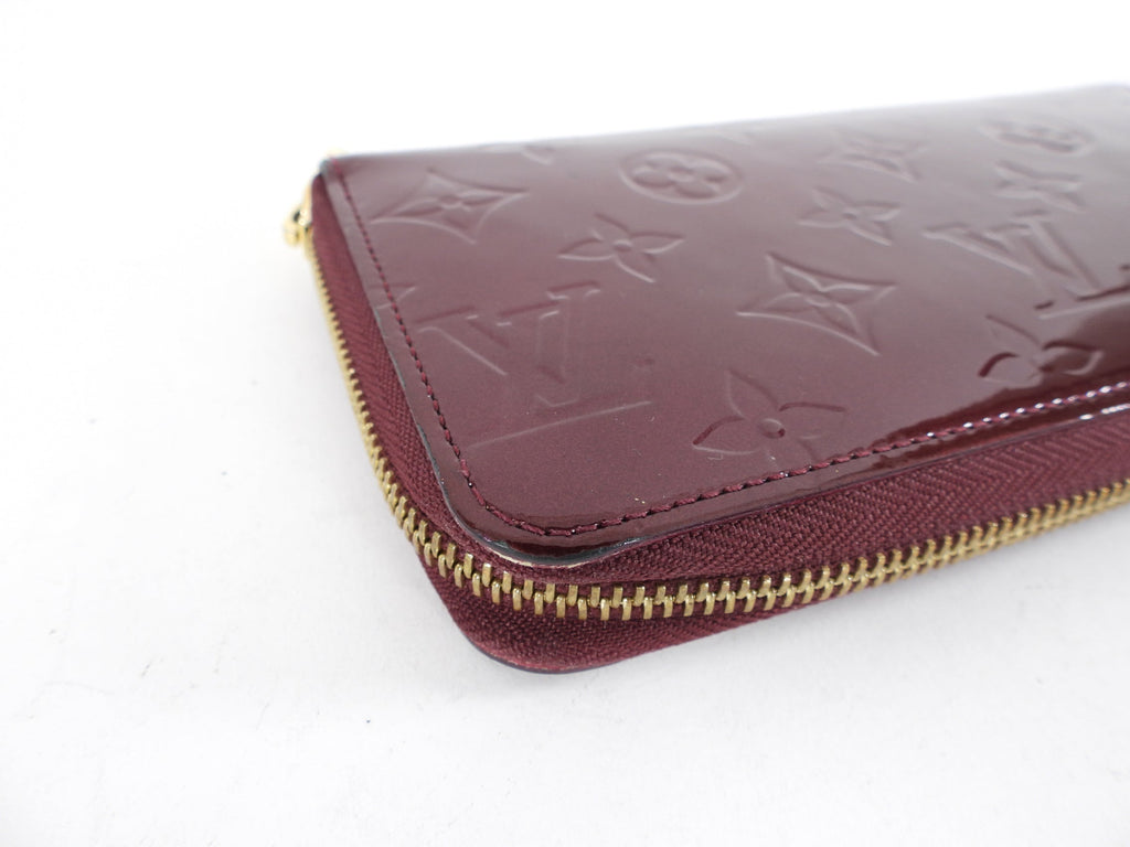 Louis Vuitton Vernis Monogram Zippy Wallet Rouge Fauve