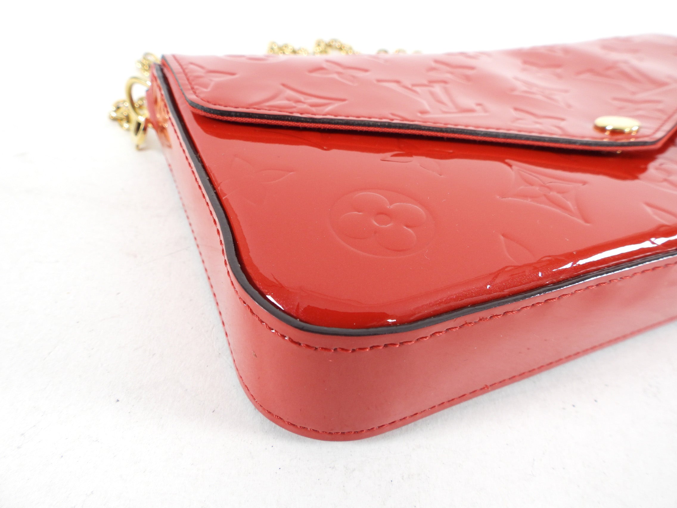 Louis Vuitton Cherry Red Vernis Felicie Pouch Pochette Bag