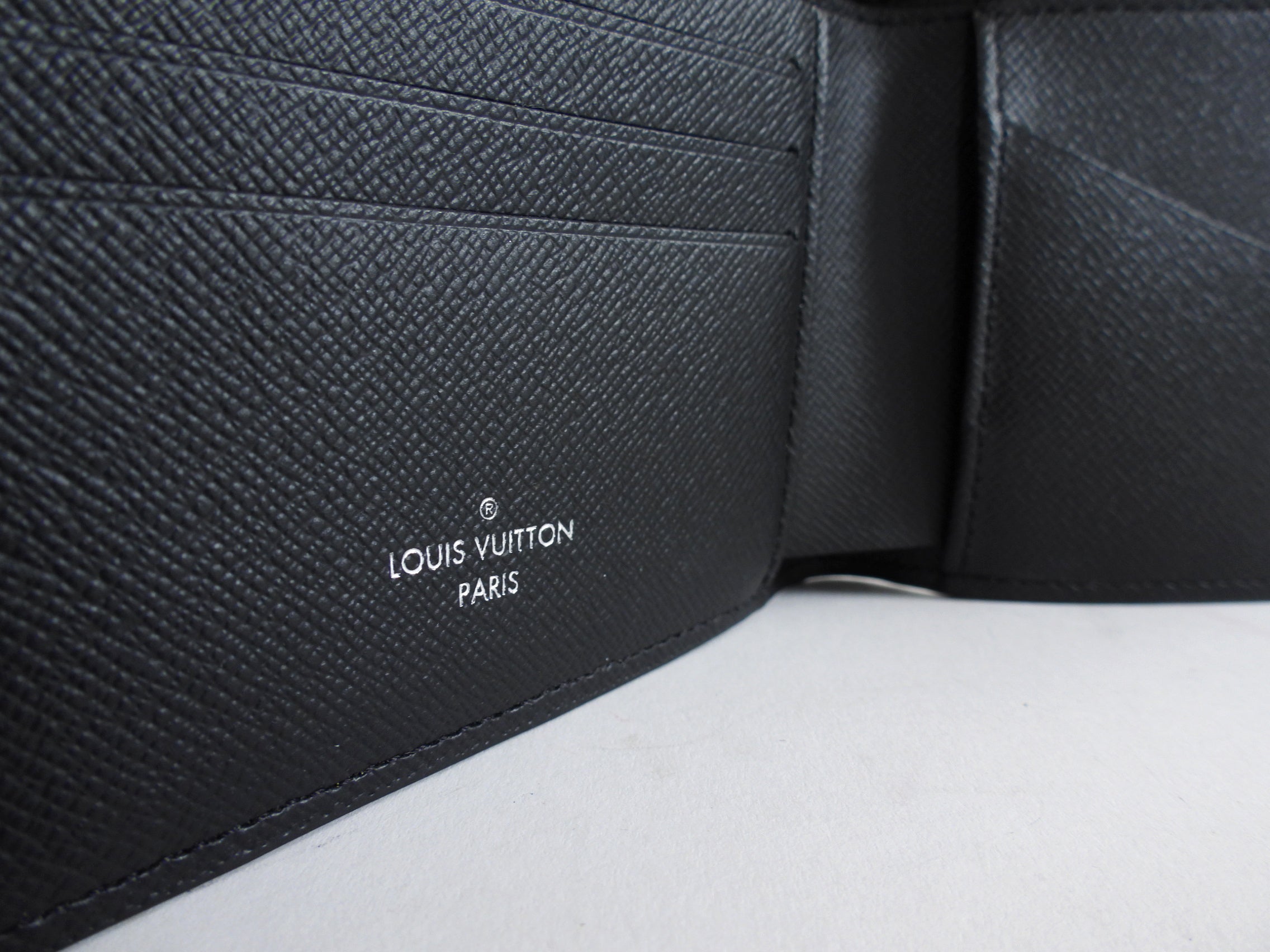 Louis Vuitton Monogram Eclipse Black and grey Multiple Bi-Fold Wallet