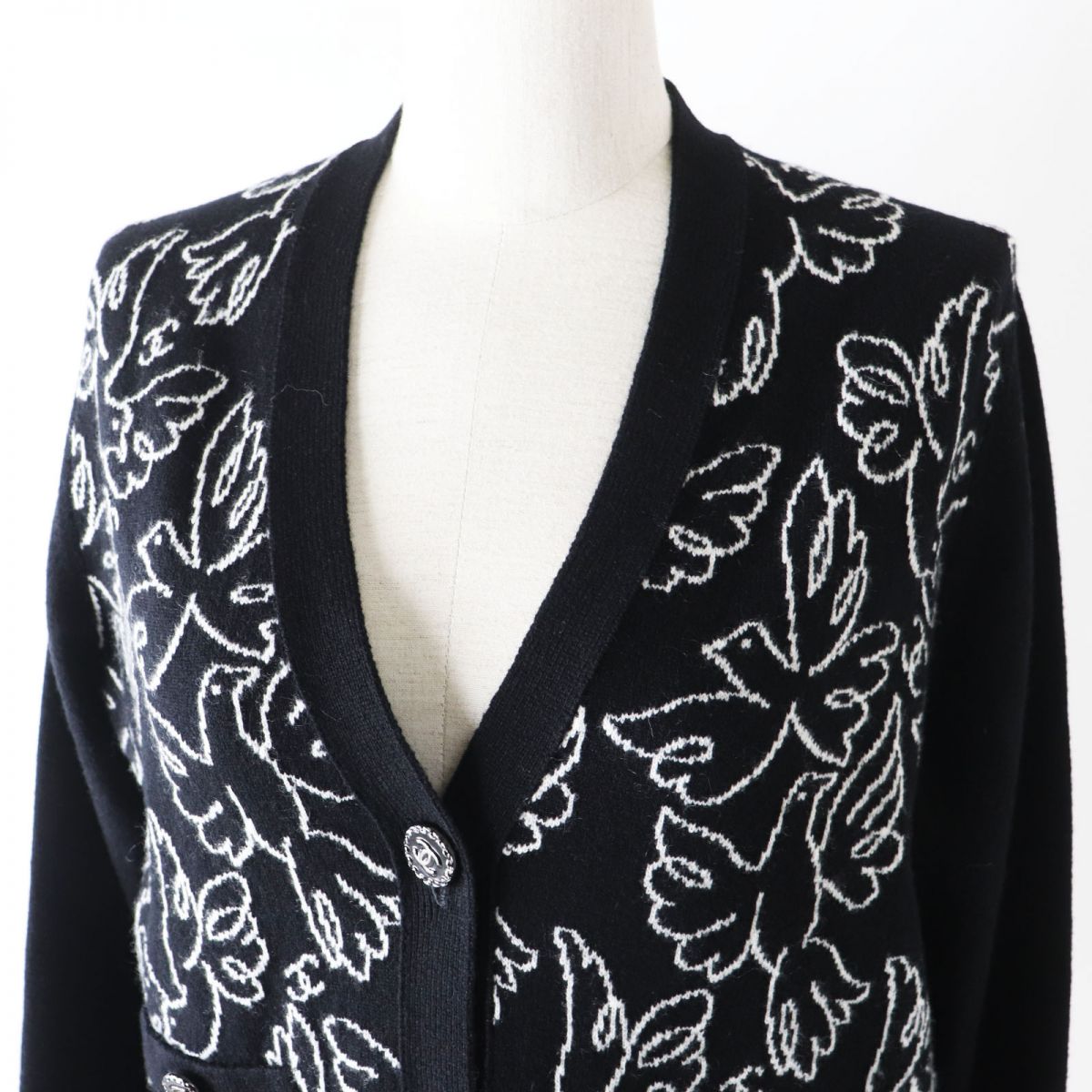 Chanel Cashmere igan COCO Button Black White