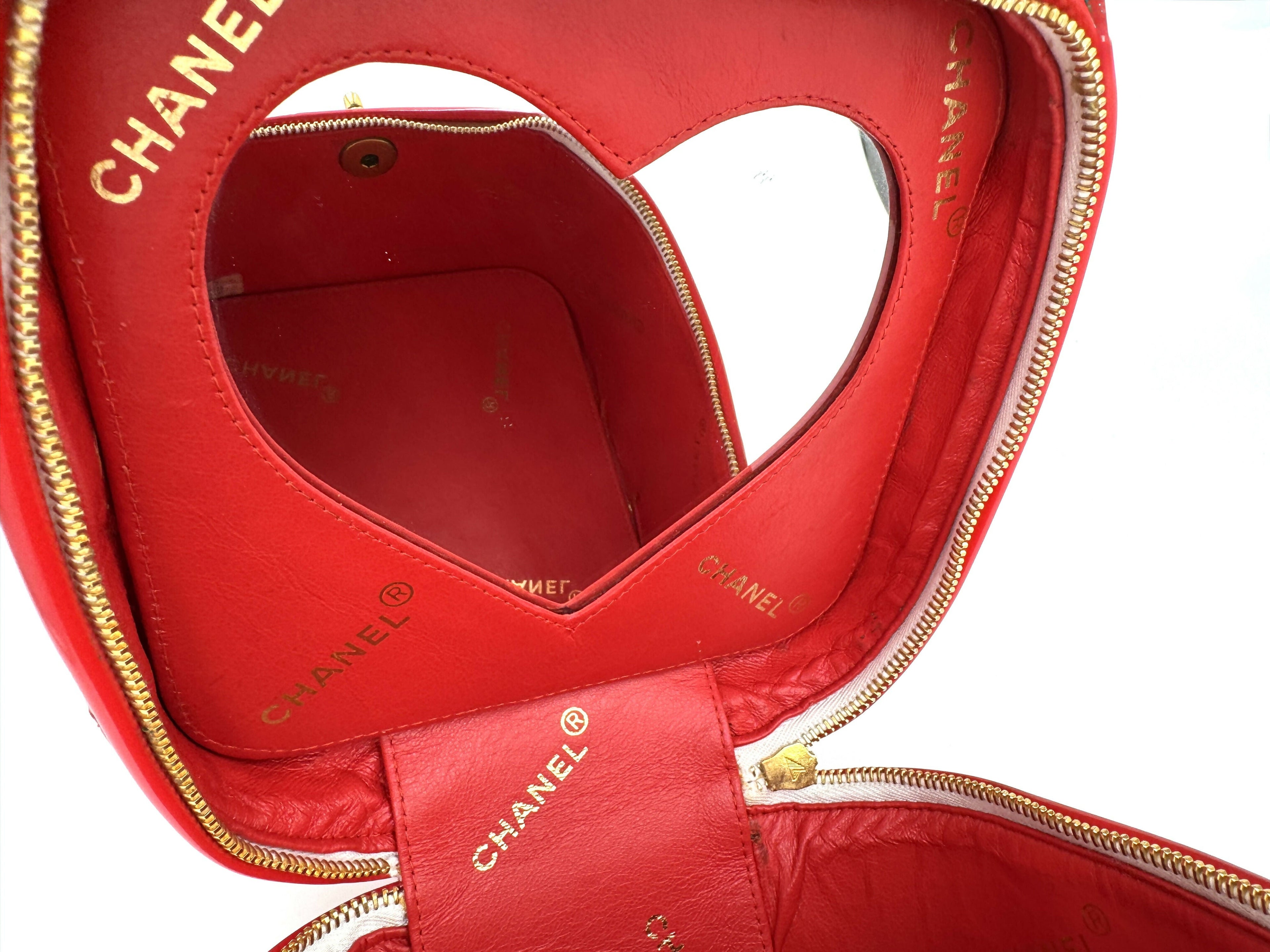 Chanel 1995 Vintage Barbie Red Heart-Mirror Vanity Case Bag