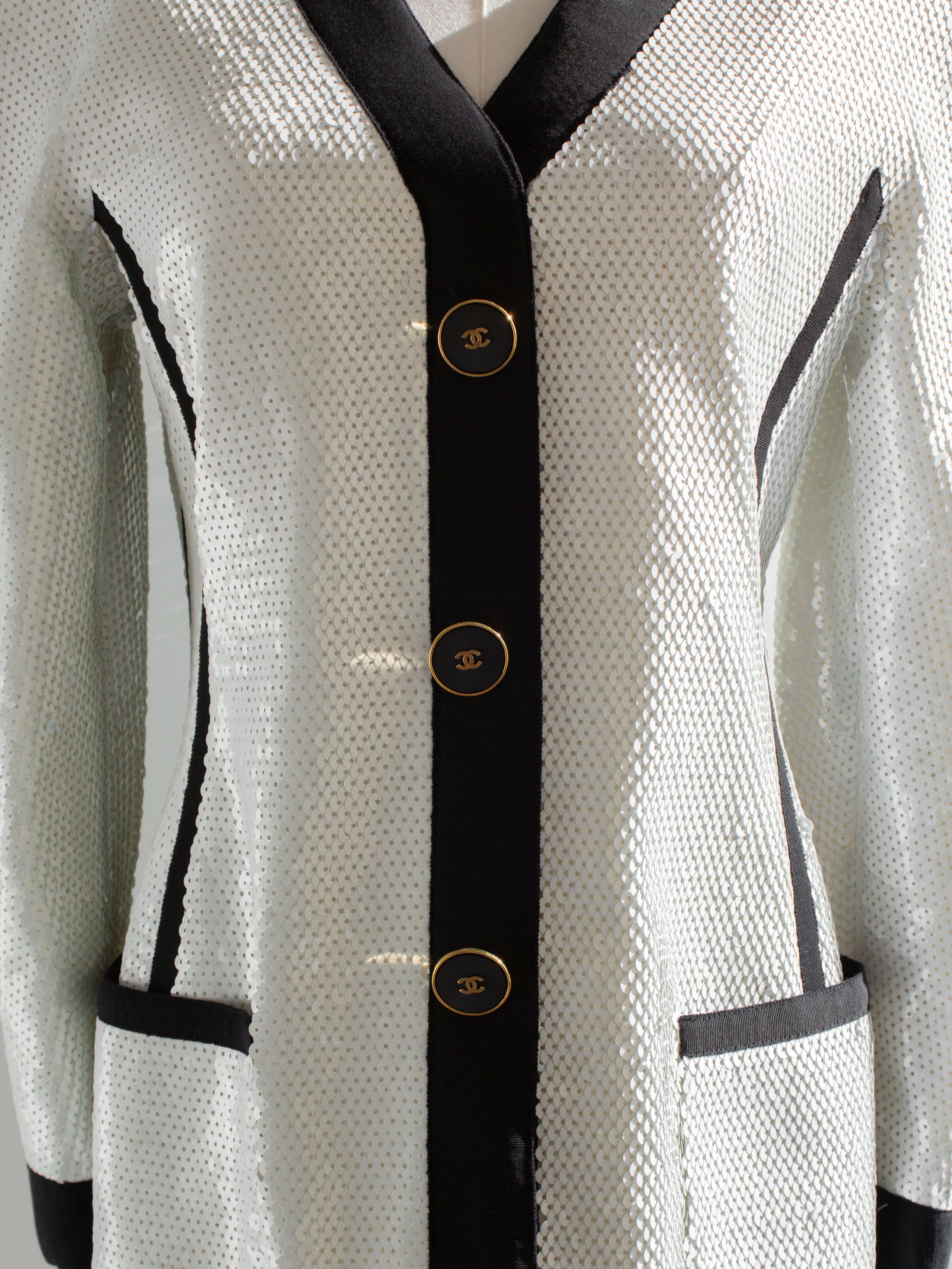 Chanel Vintage S/S 1991 Collector White Black Sequin CC Scuba Jacket