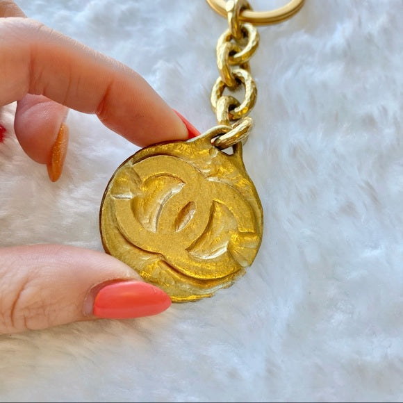 CHANEL gold key chain