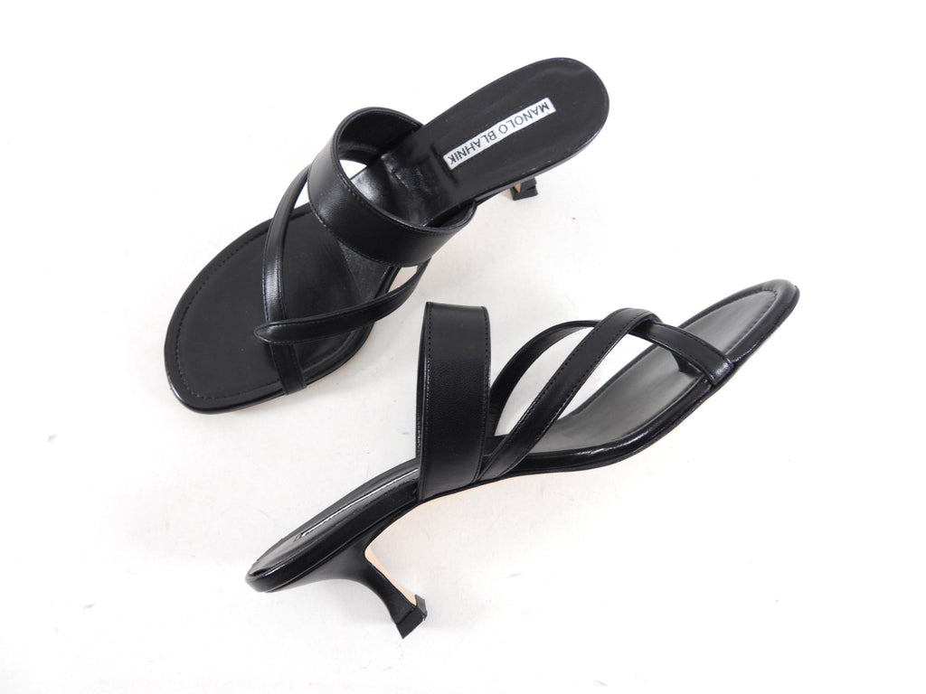 Manolo Blahnik Black Leather Thong Heel Sandals - 37