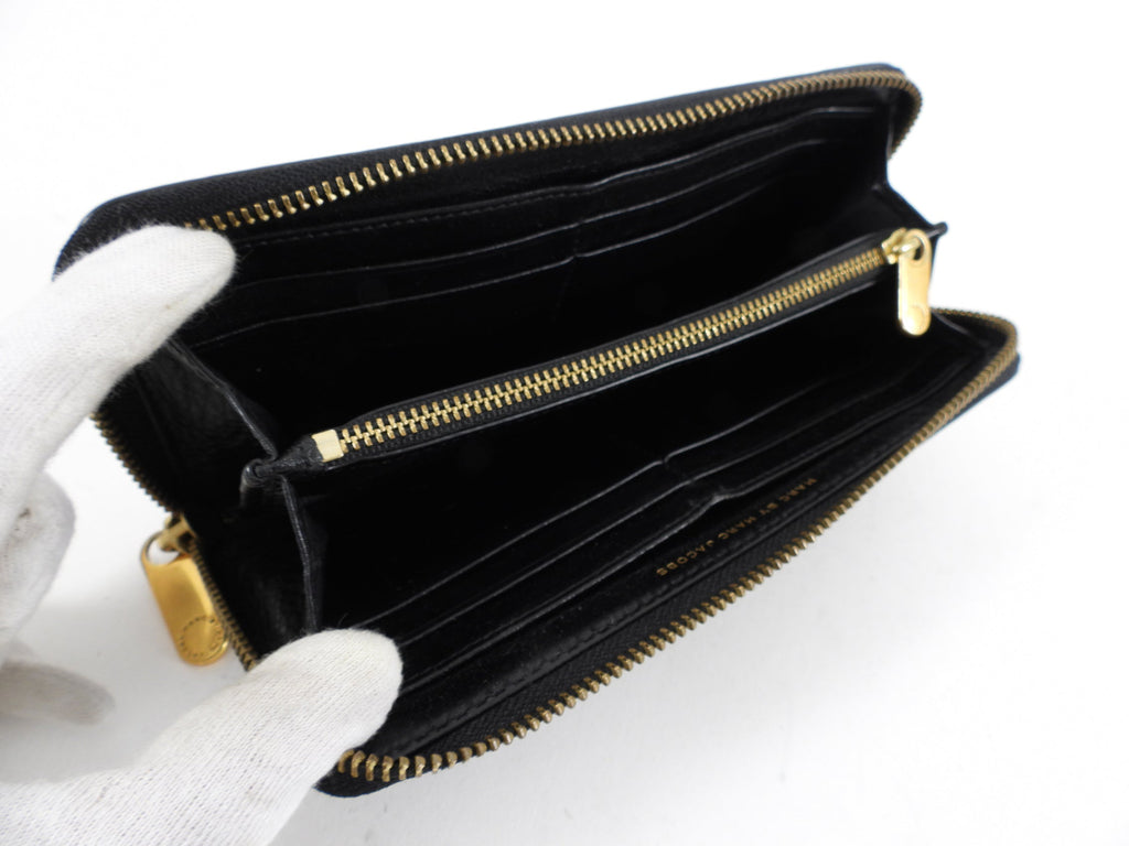 Marc by Marc Jacobs Black Leather Zipper Wallet