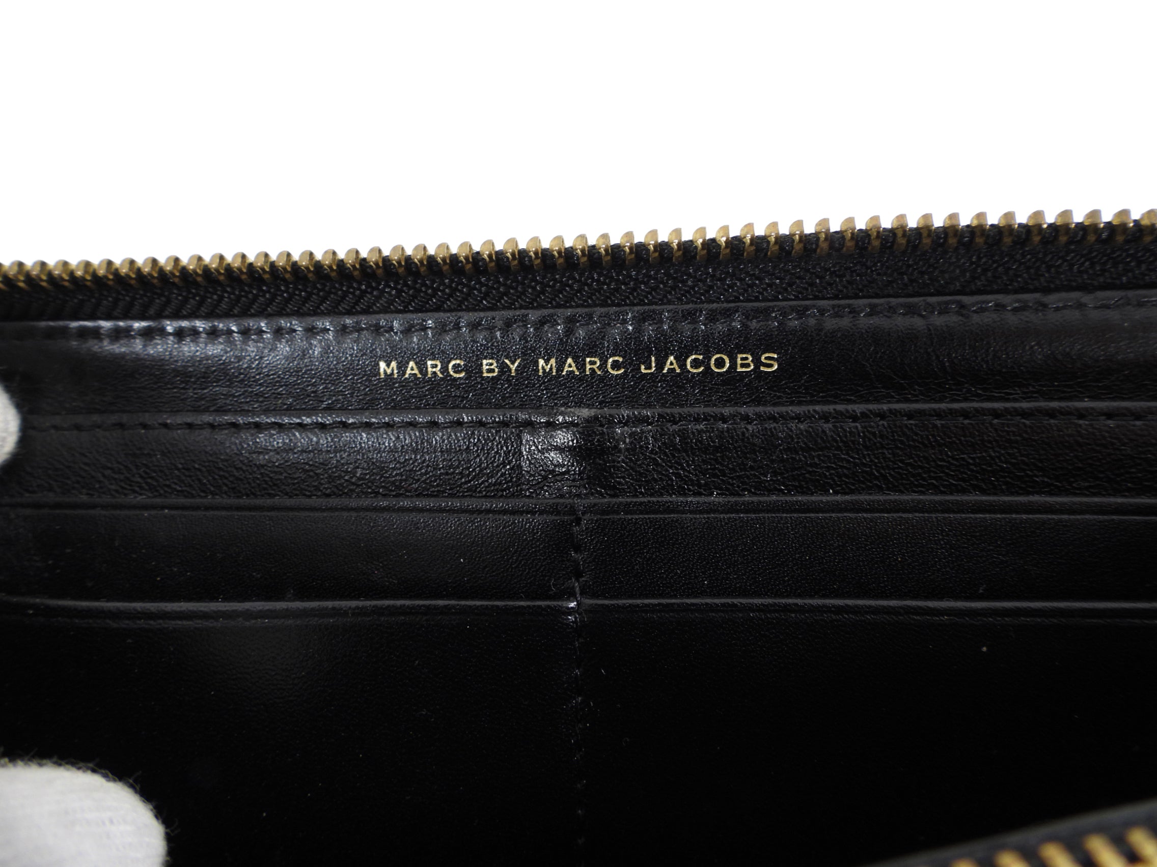 Marc by Marc Jacobs Black Leather Zipper Wallet