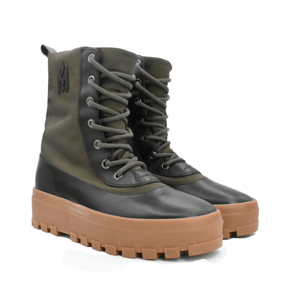 Moncler 'Henoc' Puffer Boots - Men's 45