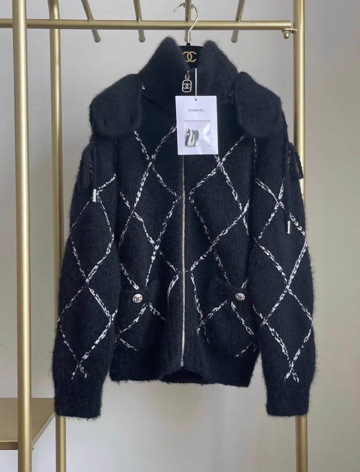 Chanel 2023 Coco neige 23n ski series black cashmere jacket fr34 with tag