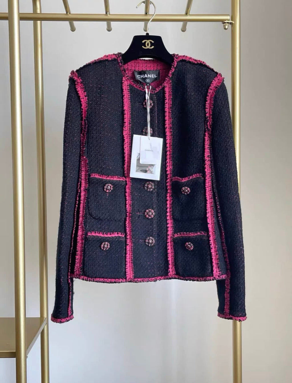 Chanel 2022 AW black and pink cashmere four-pocket jacket