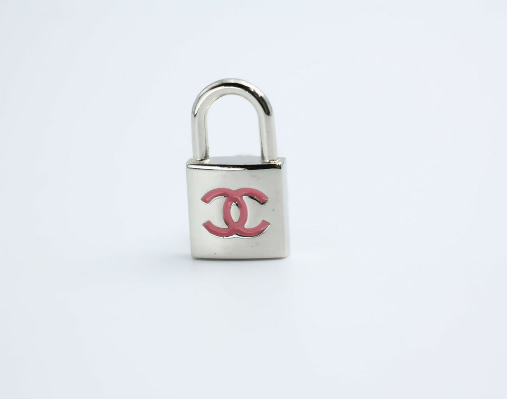 Chanel Vintage 07P Metal Silver and Lock Brooch