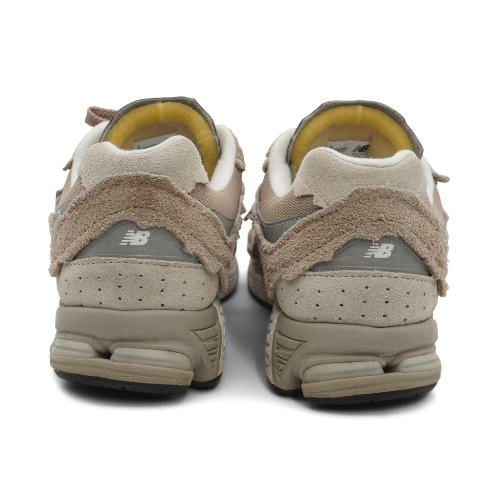 New Balance '2002R' Sneakers - Men's 9.5