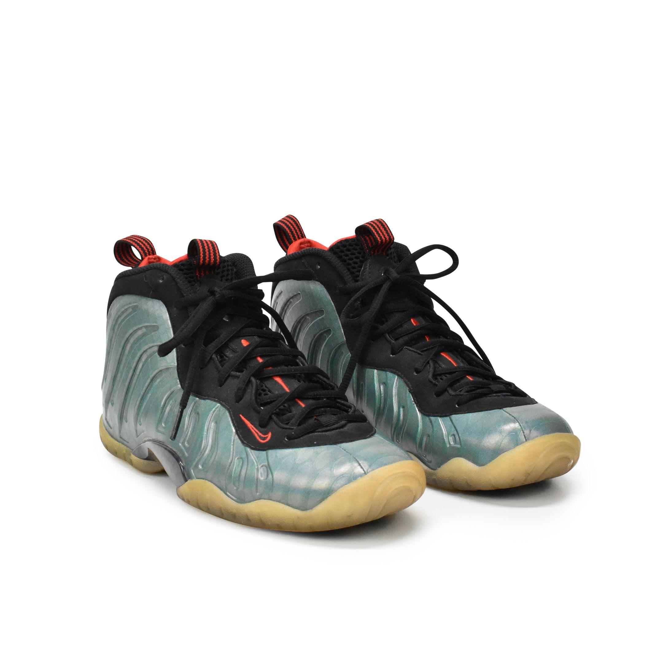 Nike 'Air Foamposite One Gone Fishing' Sneakers - GS 38.5
