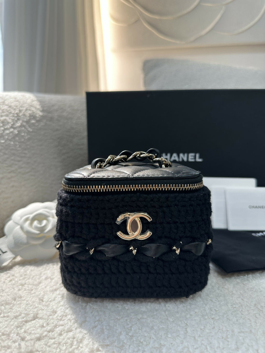 Chanel (21) Mini Vanity Case