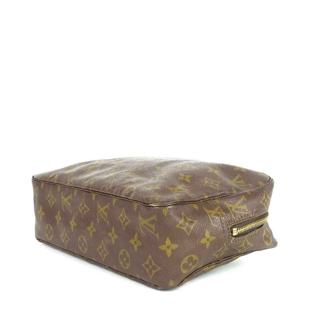 Louis Vuitto Trousse Toilette 28 Monogram Canvas Clutch Bag