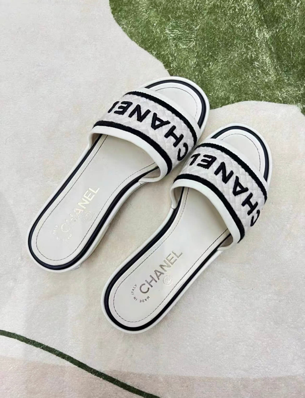Chanel 22ss cloth white slippers 36,5