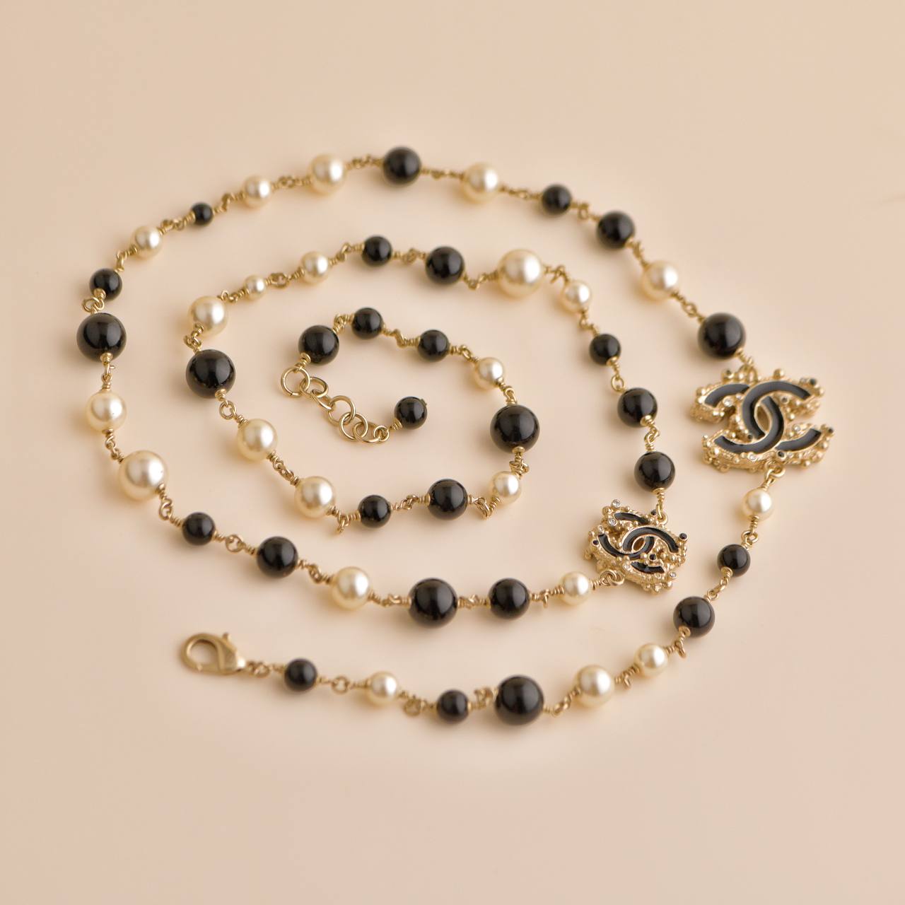 Chanel CC Enamel Faux Pearl & Black Beads Baroque Sautoir Necklace