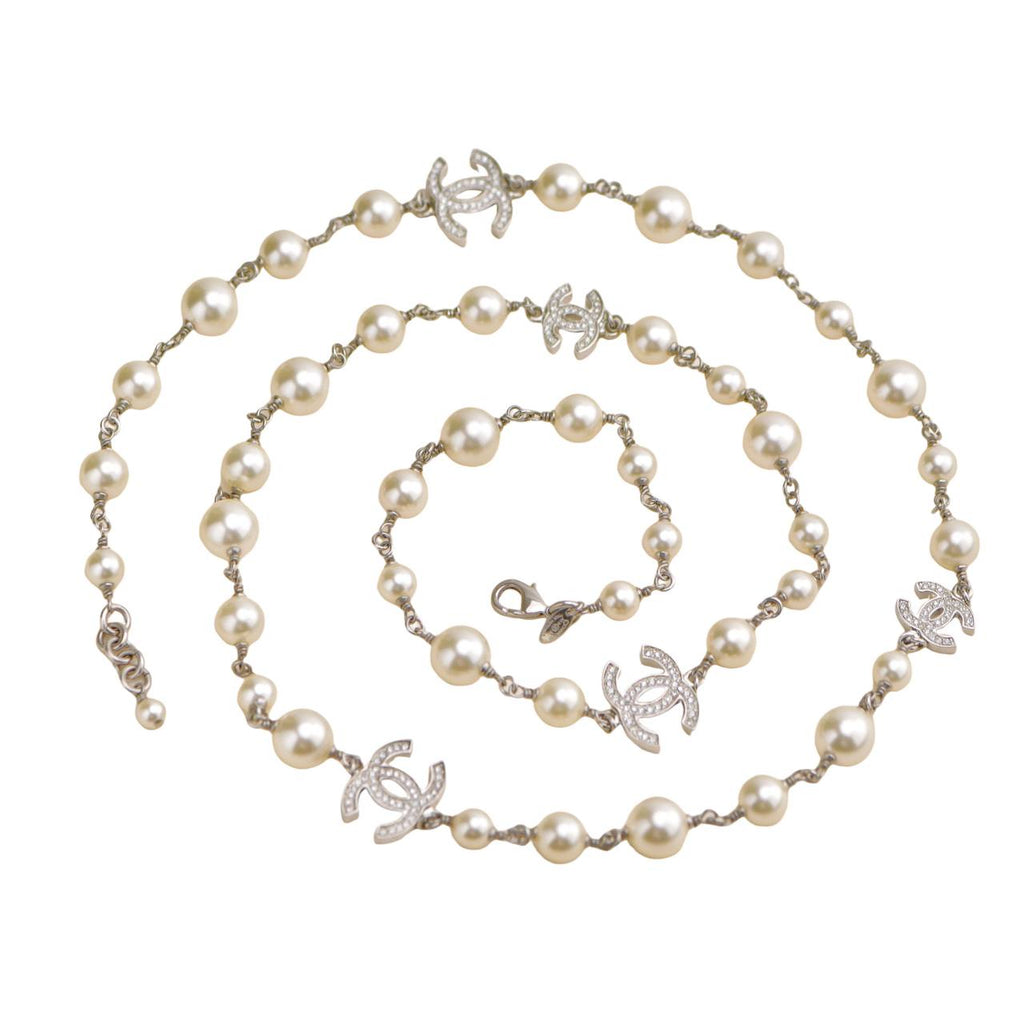 Chanel CC Five Logo Faux Pearl Crystal Gilt Necklace