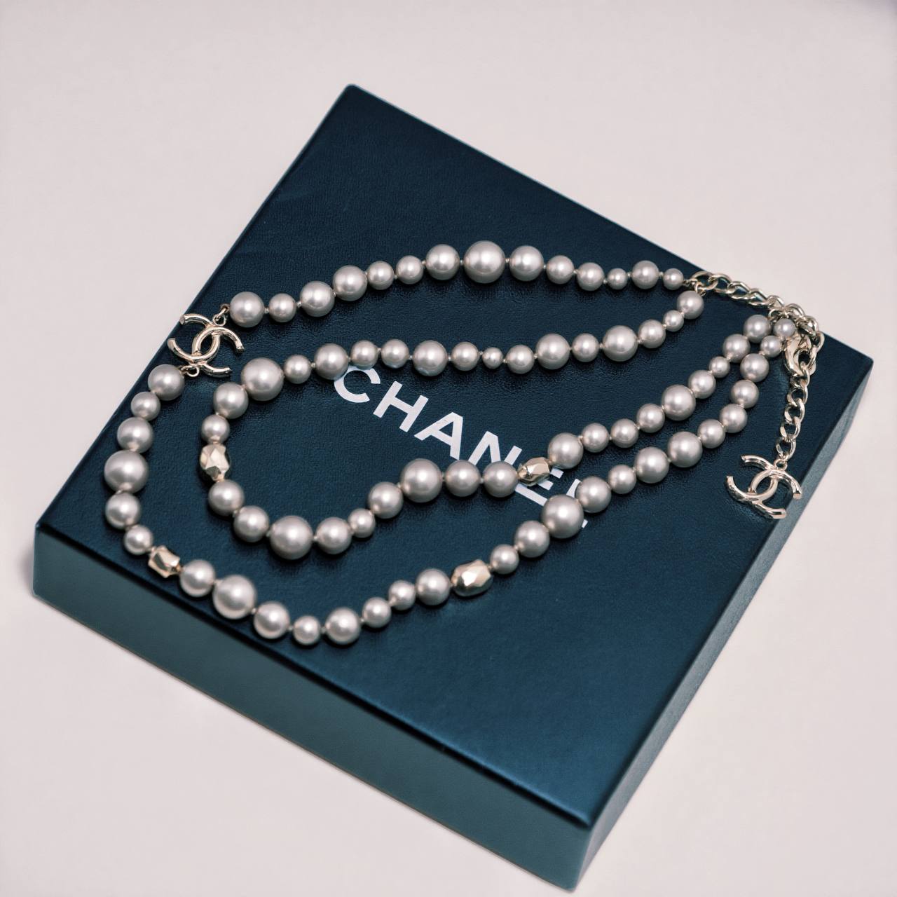 Chanel CC Faux Grey Pearl Gold Tone Necklace