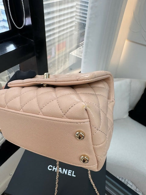 Chanel (21) Coco Handle Mini Flag Bag
