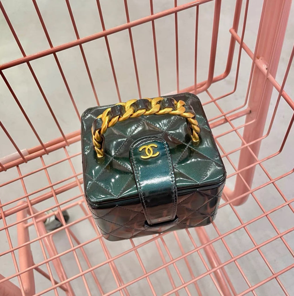Chanel Vanity Case Micro Mini 90s Vintage Green Rare Patent Clutch