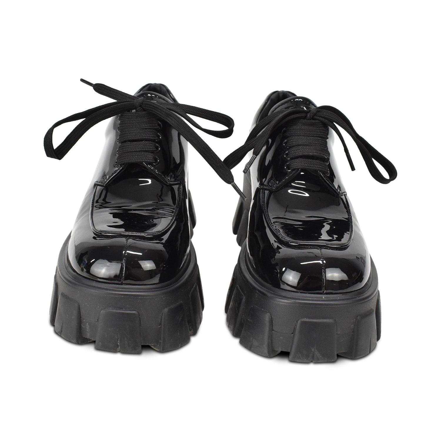 Prada 'Monolith' Derby Shoes - Women's 35