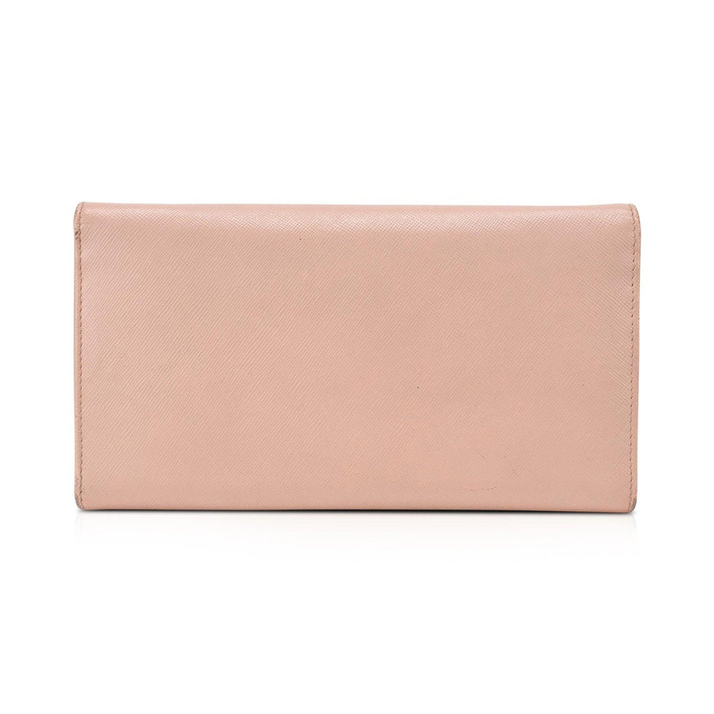 Prada Wallet on Chain