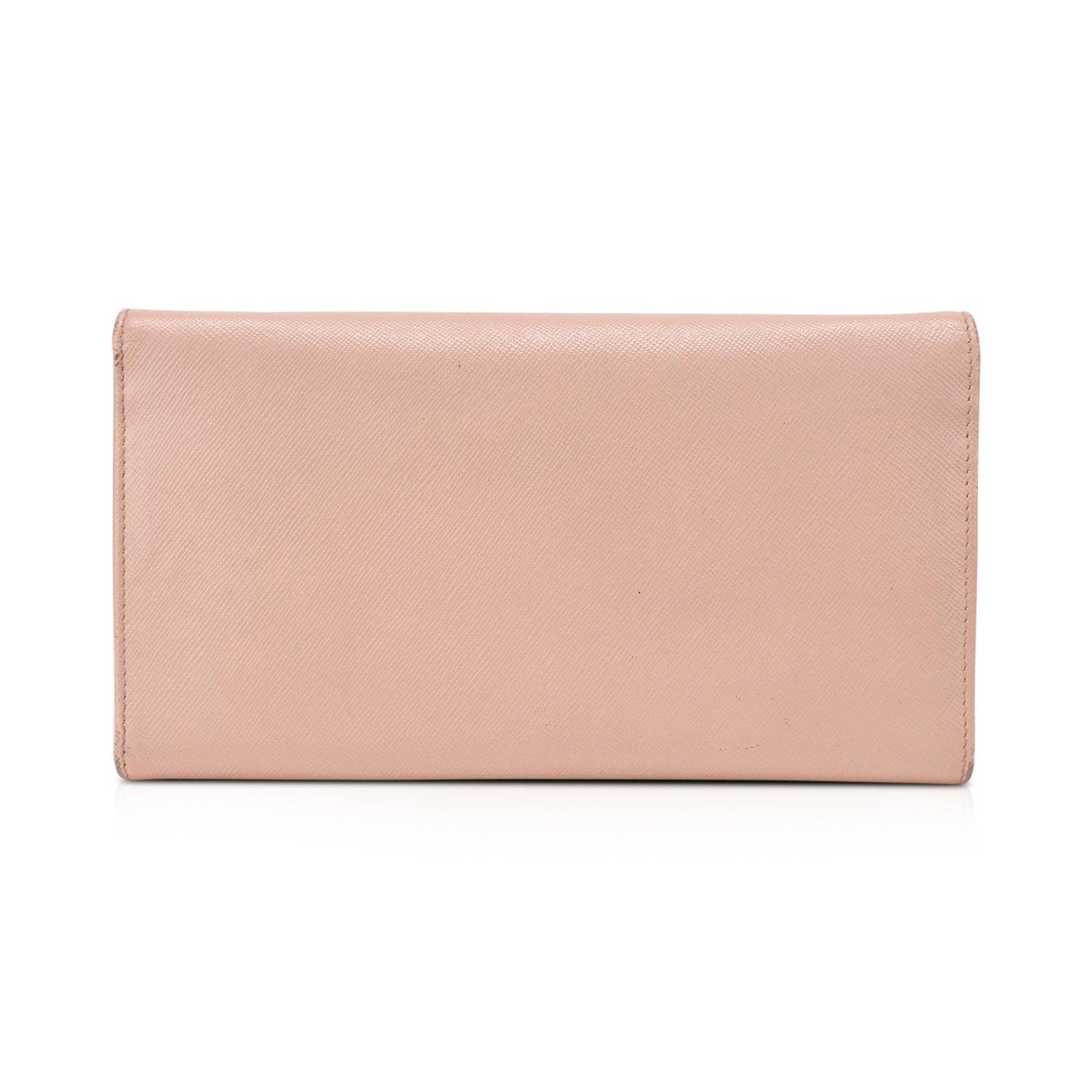 Prada Wallet on Chain
