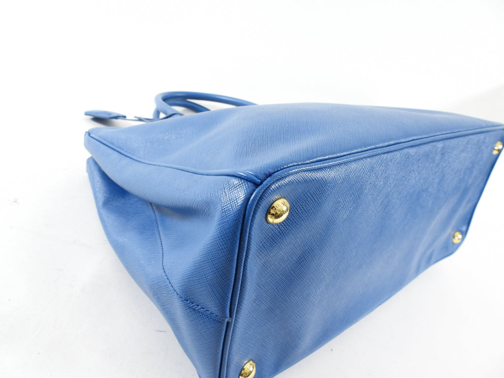 Prada Medium Blue Saffiano Leather Galleria Medium Double Zip Bag