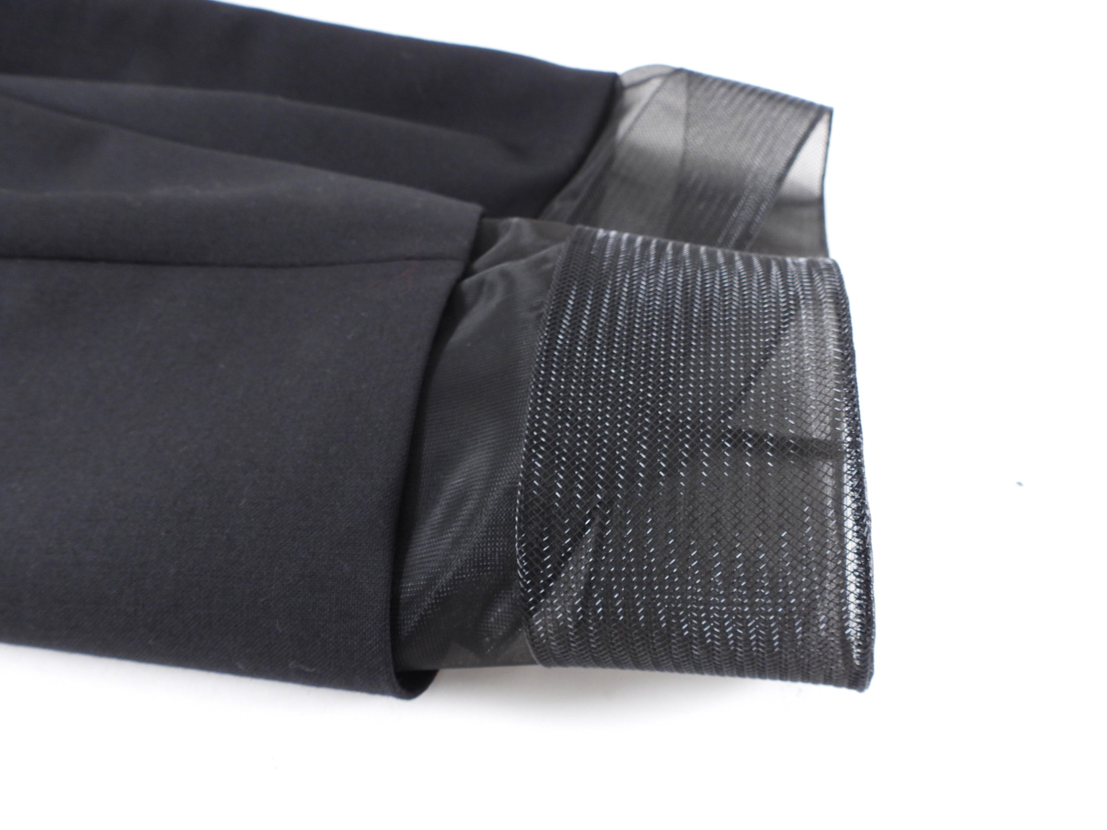 Prada Black Wool and Crinoline Pencil Skirt - L (8/10)