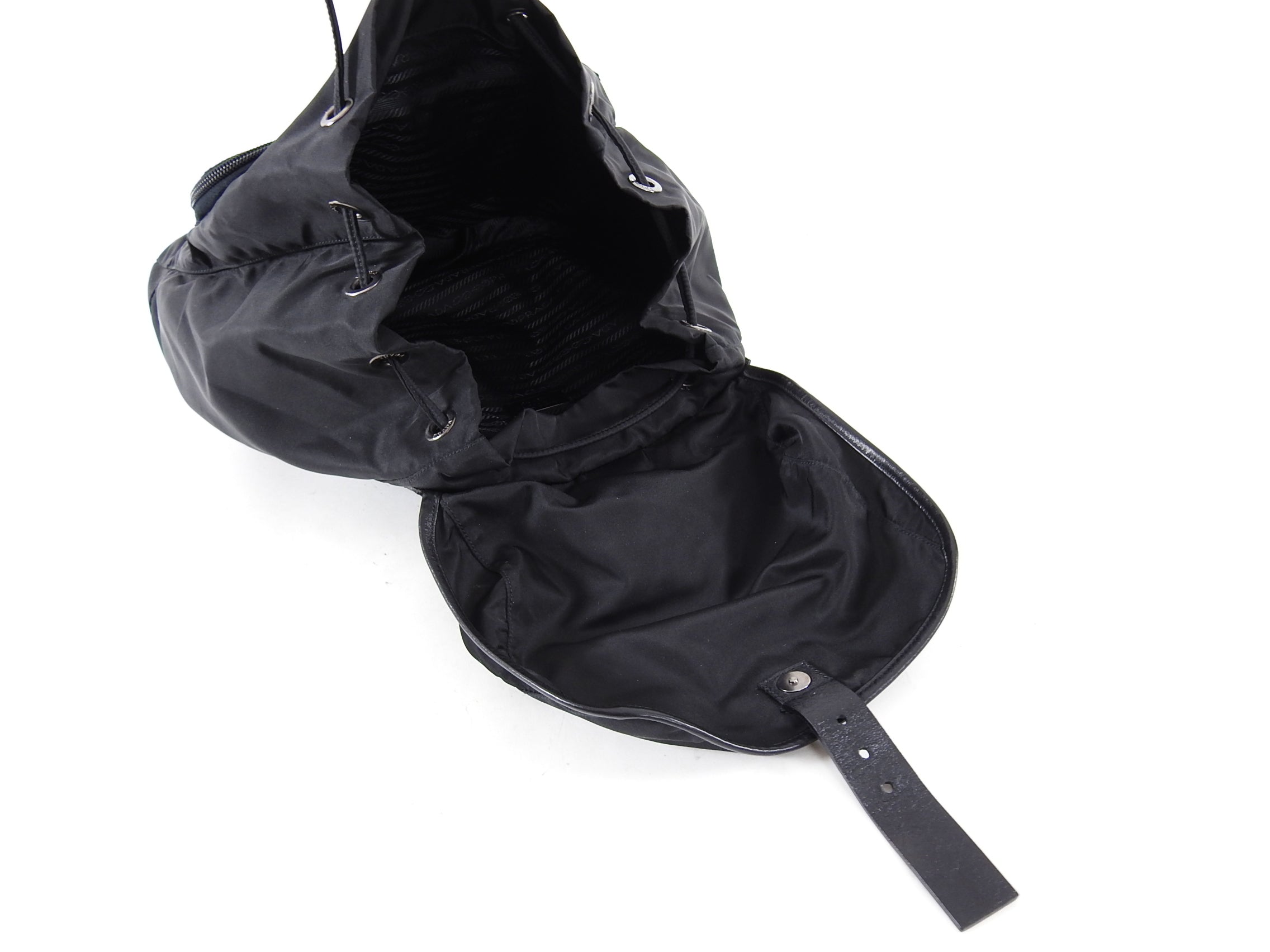 Prada Vintage 2001 Black Tessuto Nylon Vela Sport Backpack