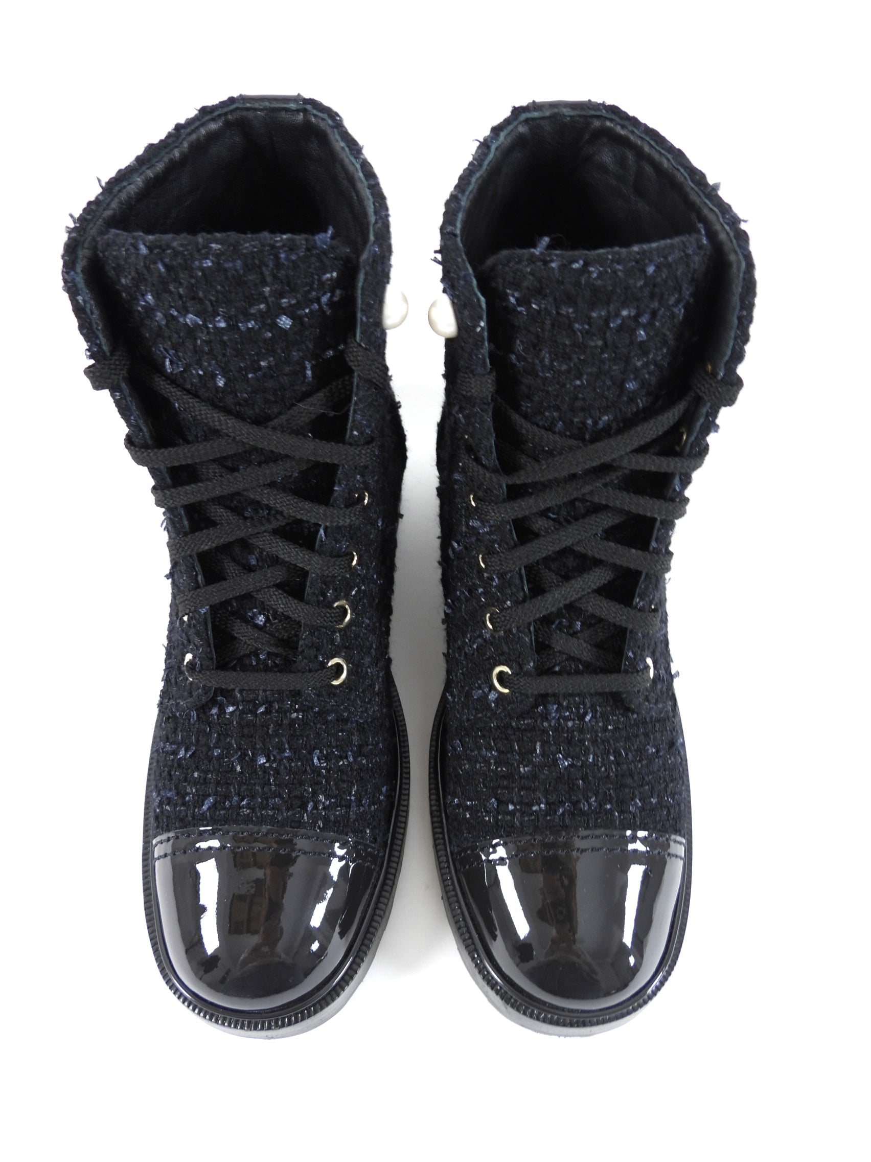 Chanel Black Tweed CC Pearl Cap Toe Lace Up Ankle Boots - 40C
