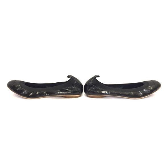 Chanel ballerinas in black stretch patent leather
