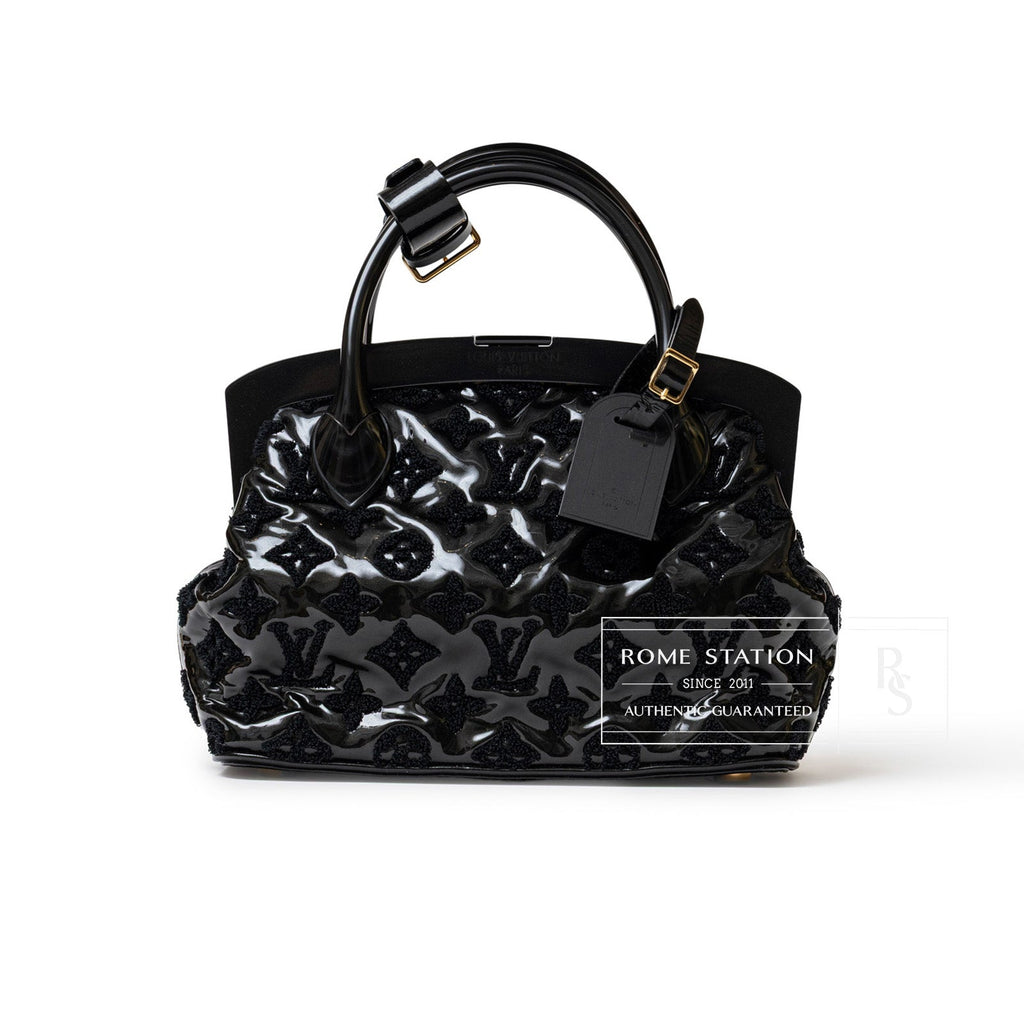 Louis Vuitton Fascination Lockit BB Black Patent Lambskin Gold Hardware