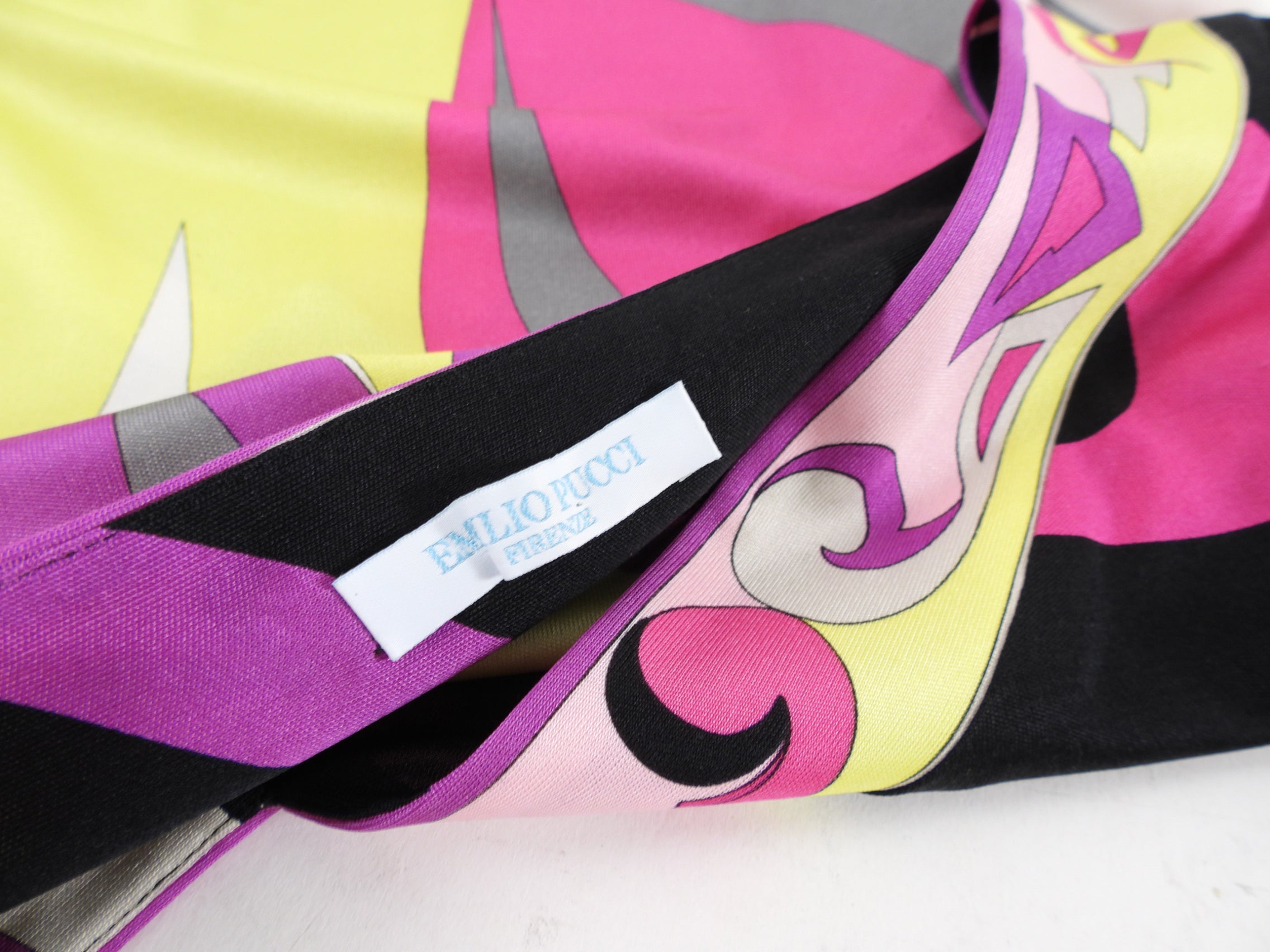 Emilio Pucci Silk Jersey Lime Pink Black Long Sleeve Top - IT42 / S / 4/ 6
