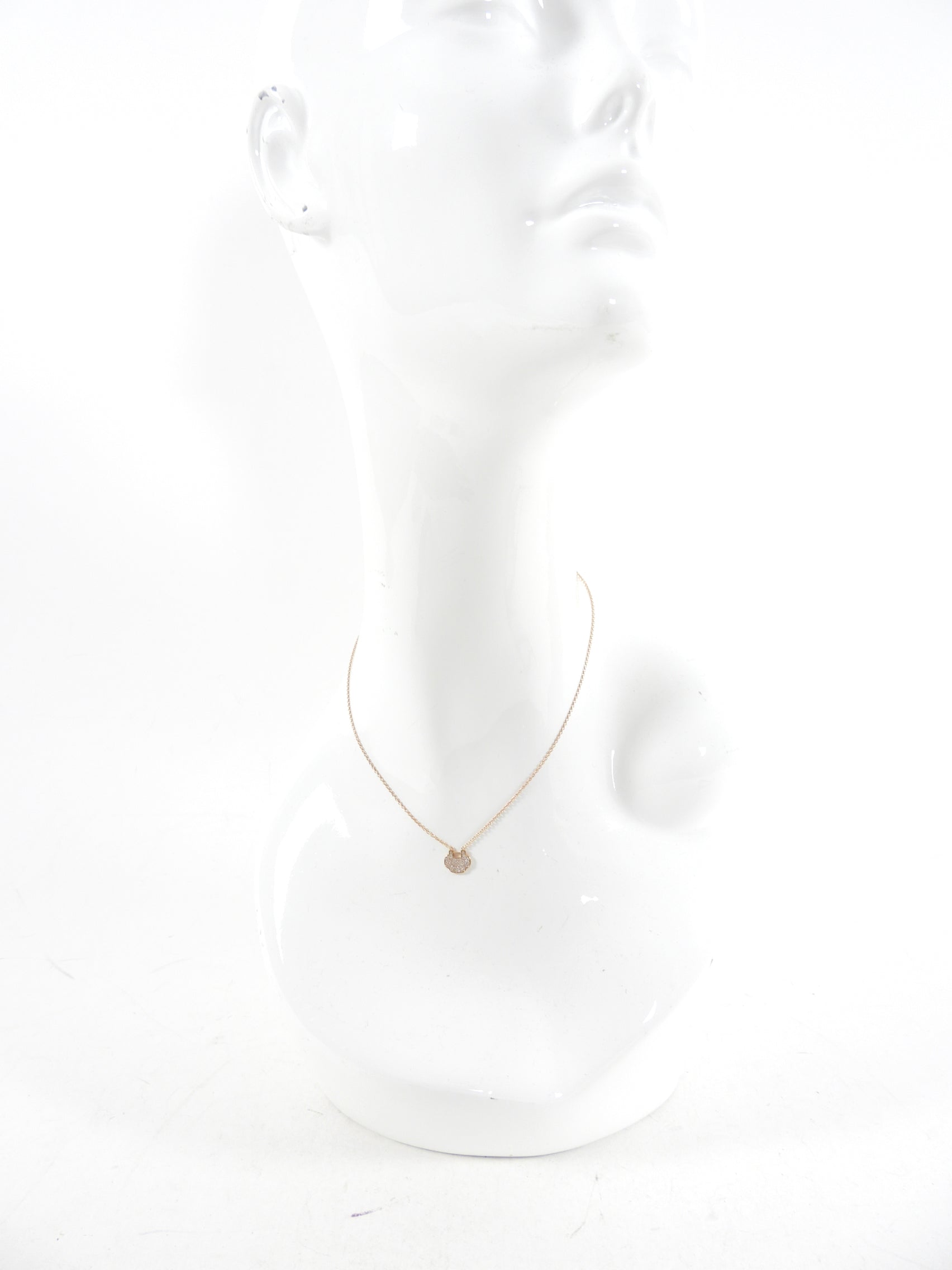 Qeelin 18k Yellow Gold White Diamond Yu Yi Necklace