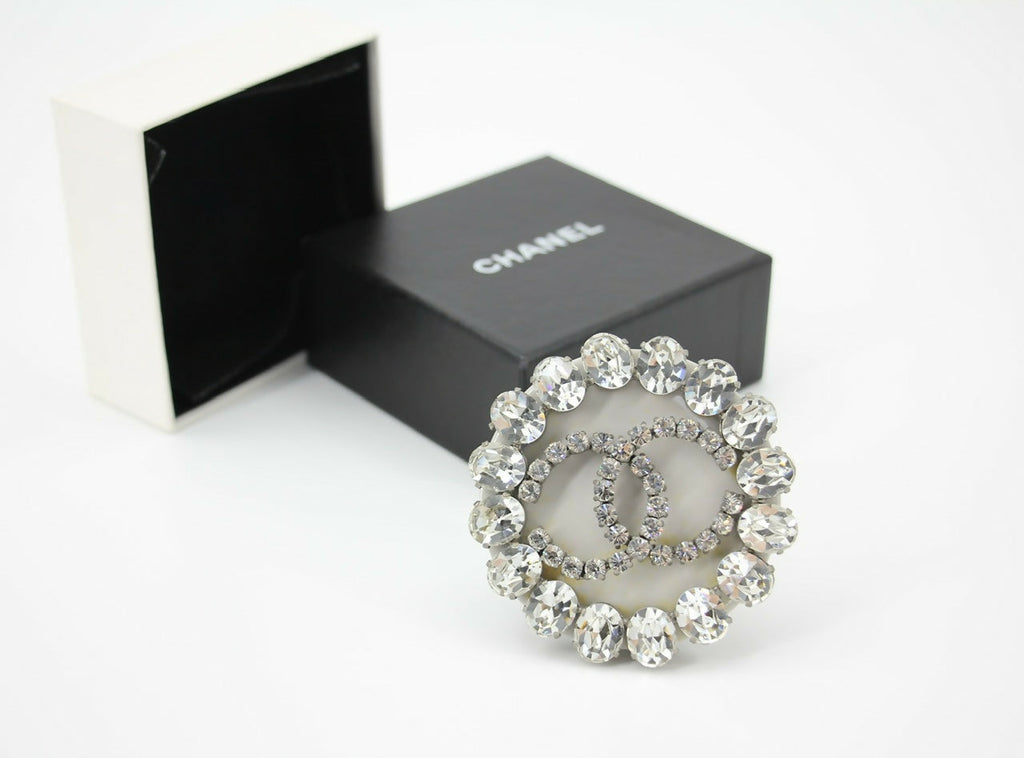 Chanel Vintage 00A Rhinestone Silver CC Large Round Brooch