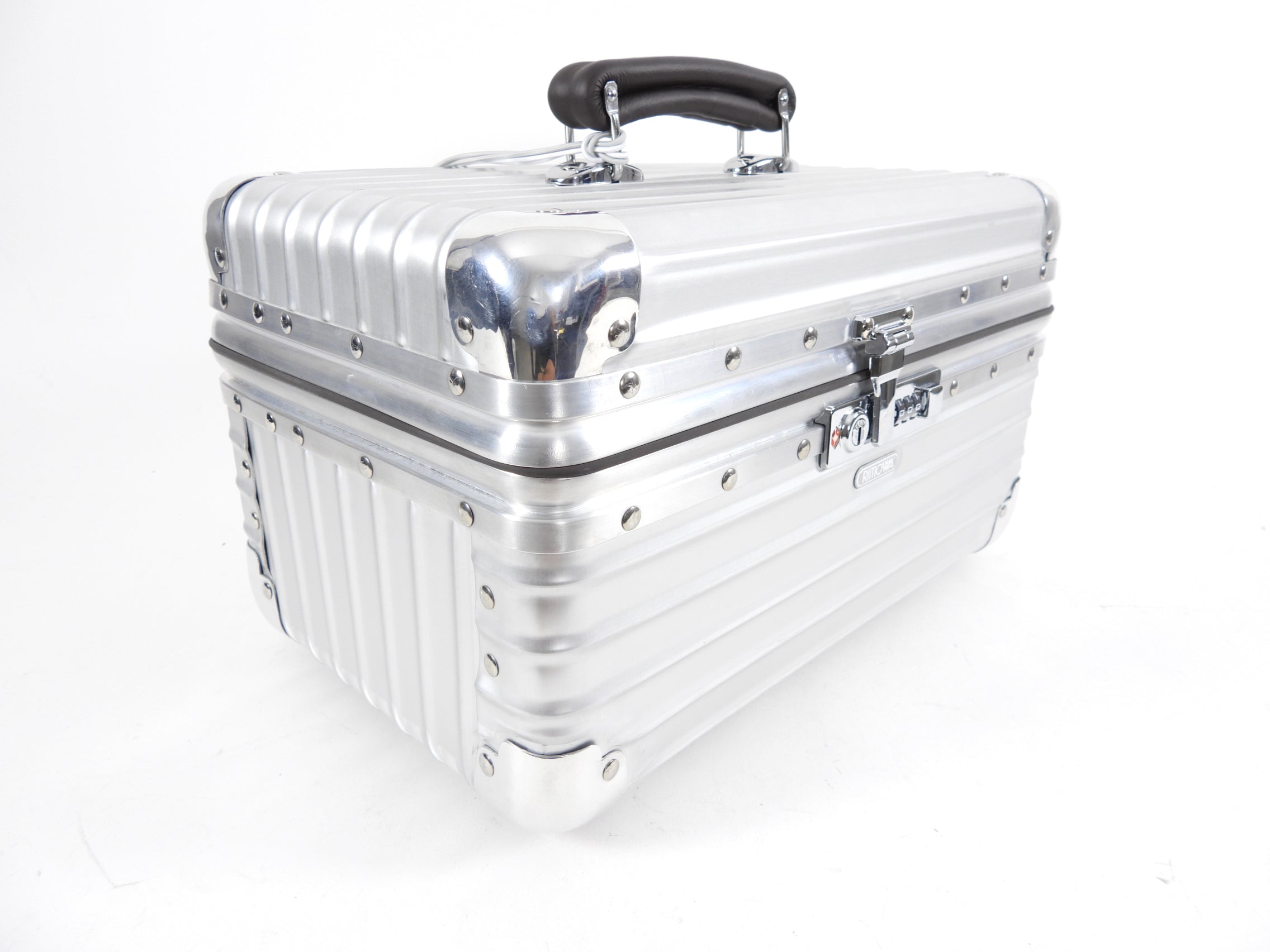 Rimowa Silver Classic Flight Beauty Case