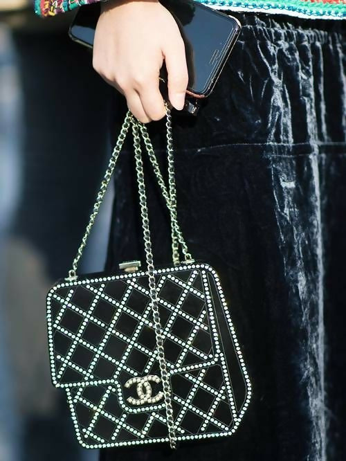 Chanel 2017 Paris-Cosmopolite Crystal Crossbody Bag Minaudière
