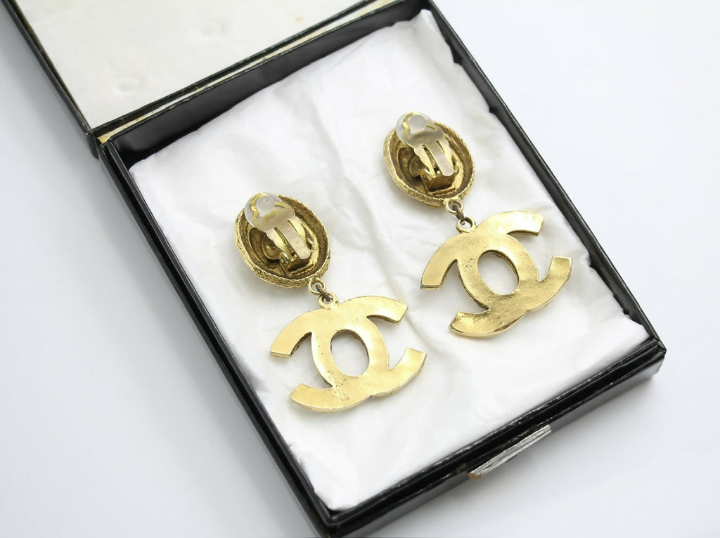 Chanel Vintage 71-80s Rhinestone & Gold-plated Round Relief Dangle Clip-on Earrings
