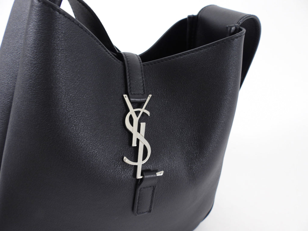 Saint Laurent Black Grained Leather Le 5 À 7 Supple Small Shoulder Hobo Bag