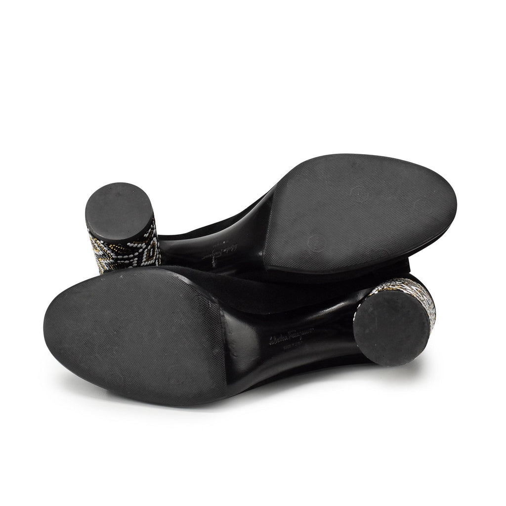 Salvatore Ferragamo Velour Pumps - Women's 8