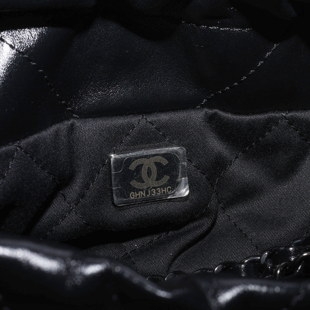 Chanel 22 Mini Handbag - So Black