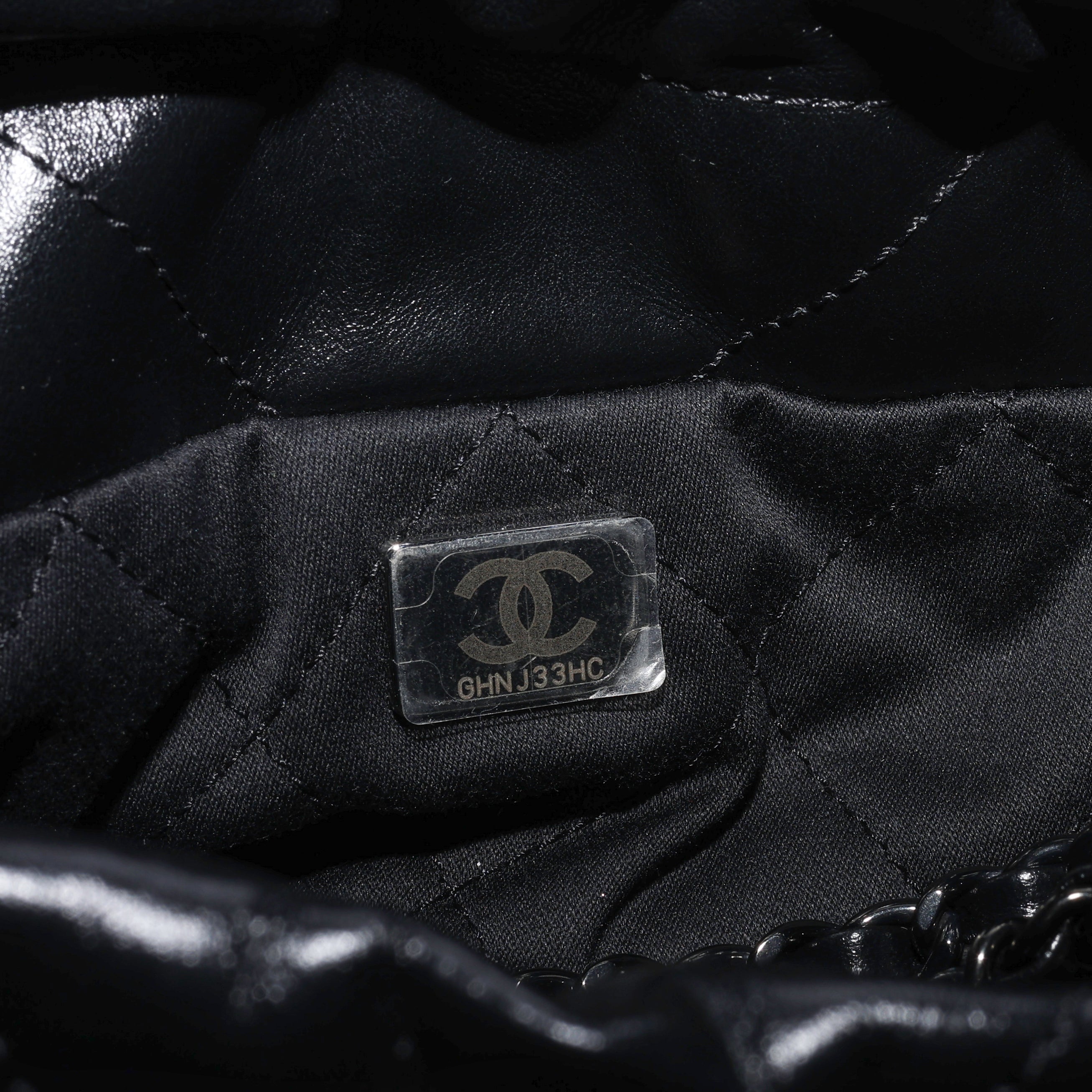 Chanel 22 Mini Handbag - So Black