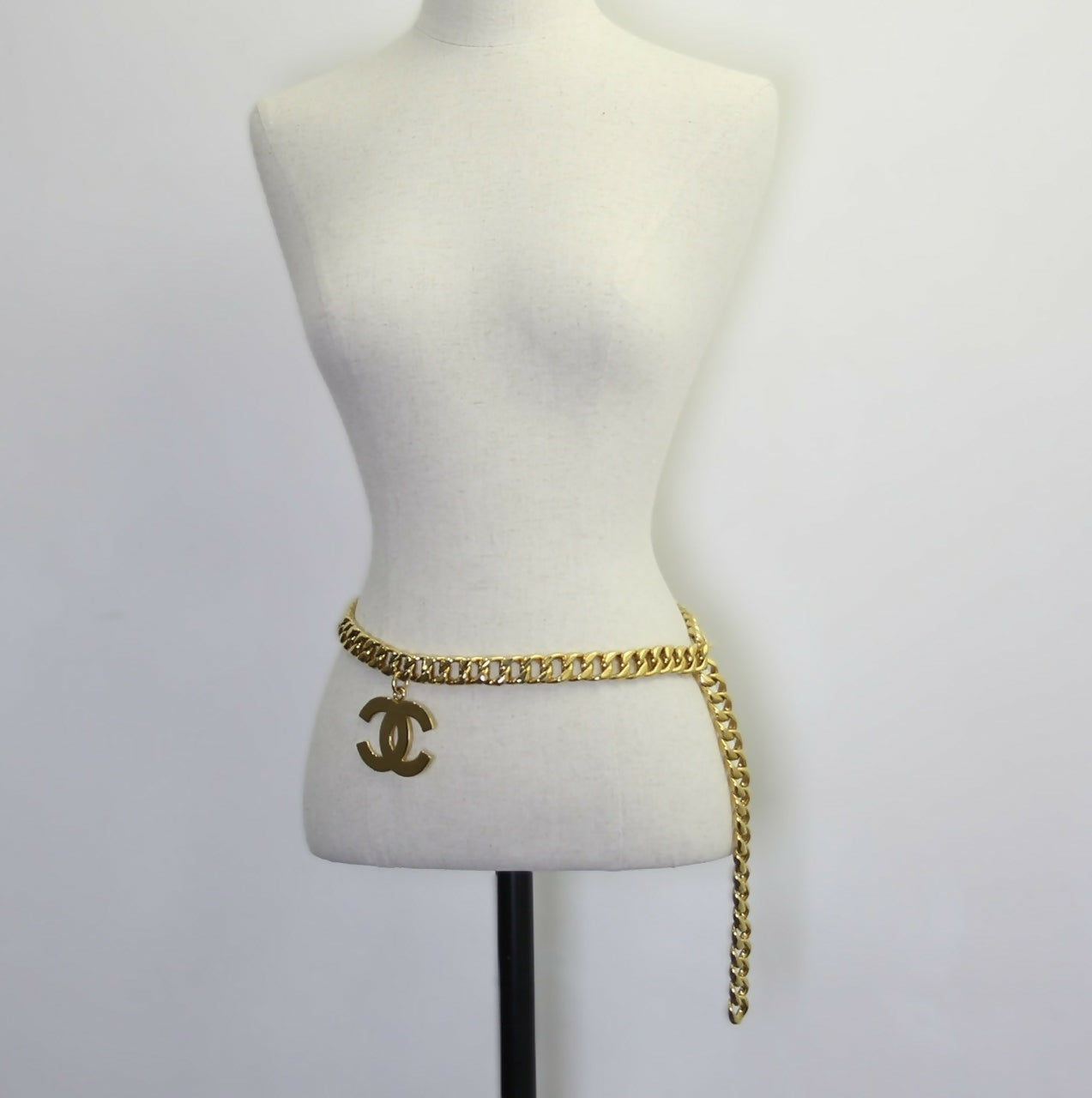 Chanel Vintage 93P Gold-plated Large CC Wave Rotating Lock Long Waist Chain