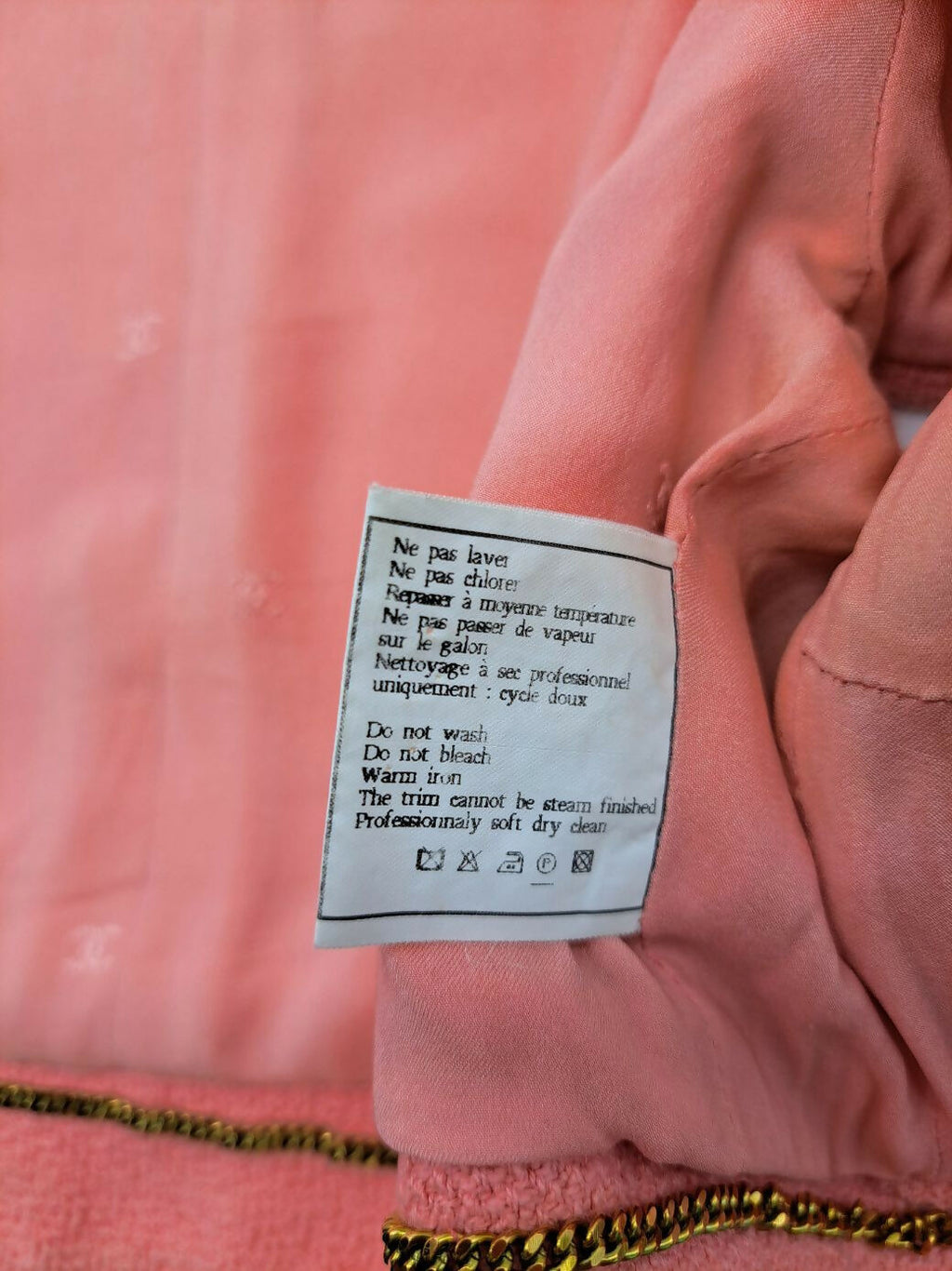 Chanel Vintage 95P Pink Cropped Jacket