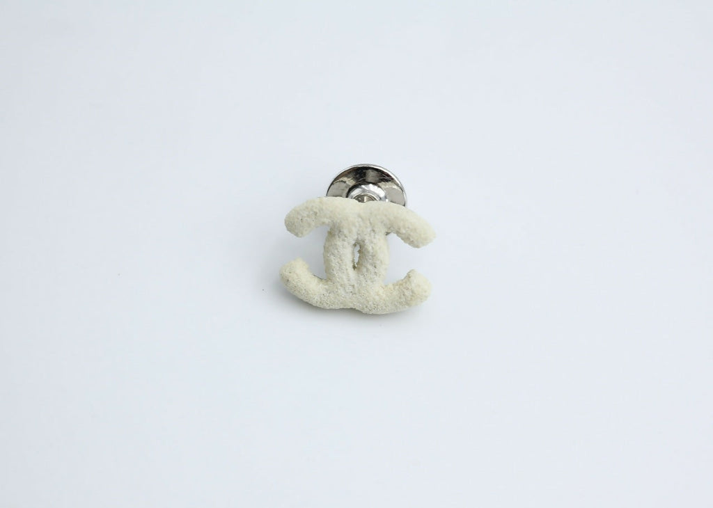 Chanel Vintage 03A Metal White Frosted CC Brooch