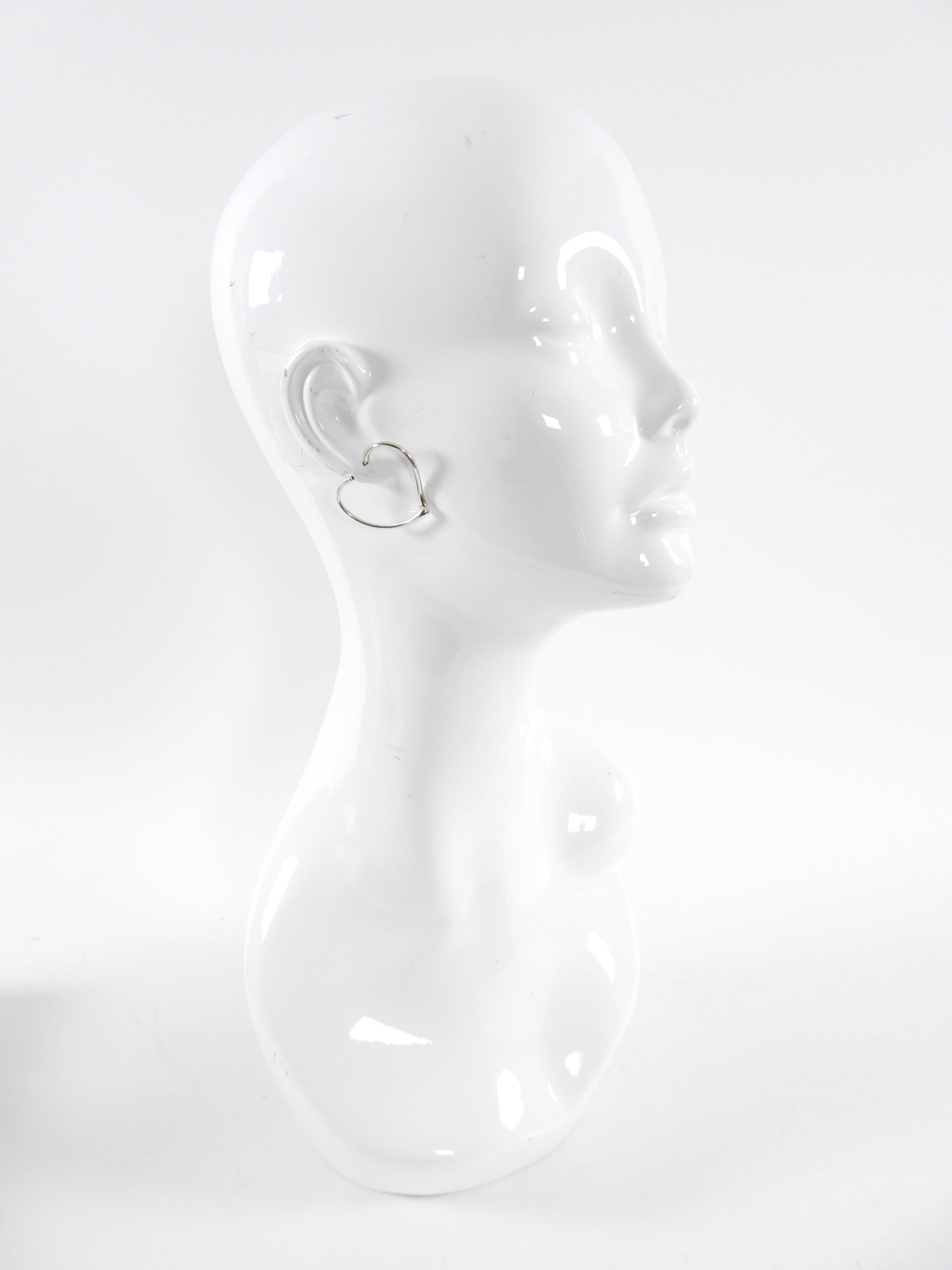 Tiffany & Co. x Elsa Peretti Medium Open Heart Sterling Silver Hoop Earrings