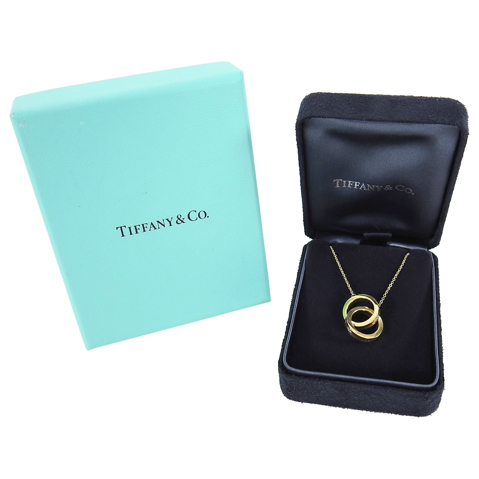 Tiffany and Co.  18k Gold Interlocking Circles Pendant Necklace