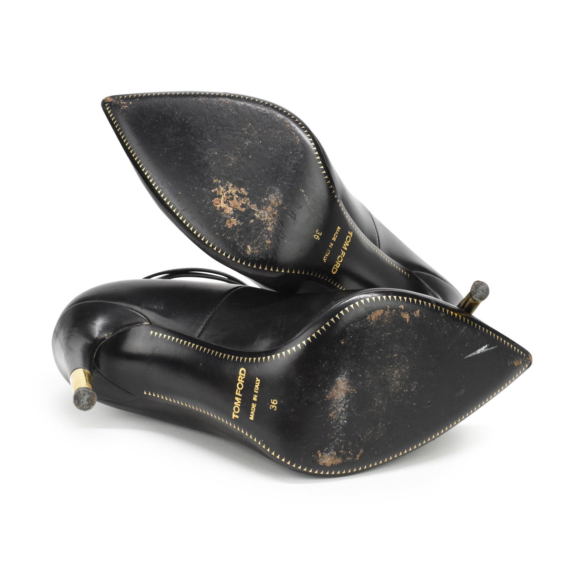 Tom Ford 'Padlock' Pumps - Women's 36