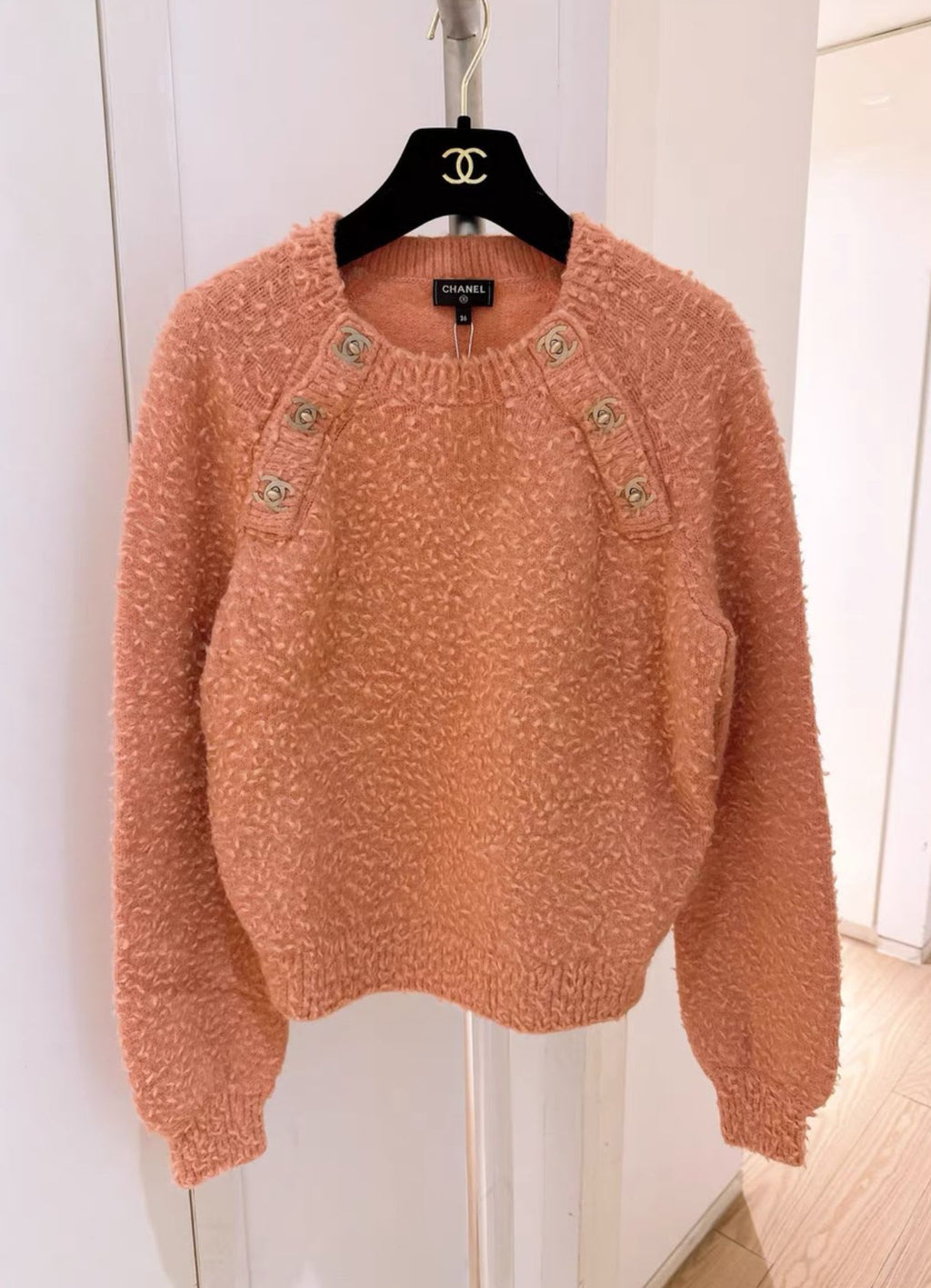 Chanel 21  sweater